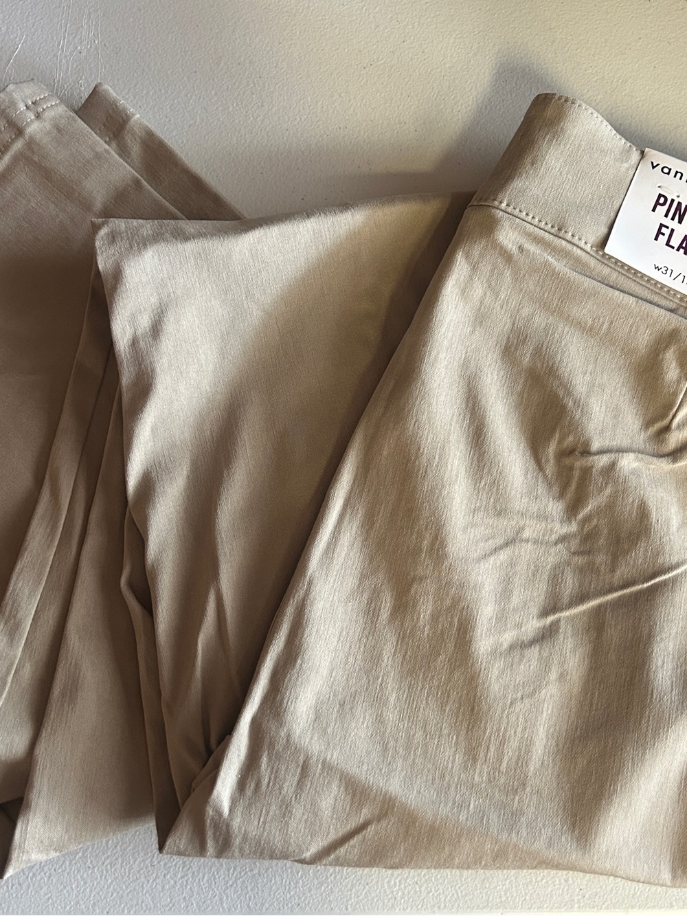 Women’s NWT size 31/13 Khaki Vanilla Star pants - originally $54.00